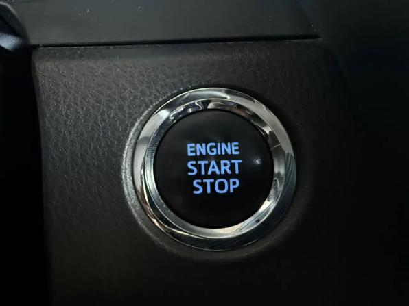 Toyota Camry VIII (XV70) с пробегом 2018 года, цена 2 990 000 рублей, 124350 км, седан, Автокод Объявления