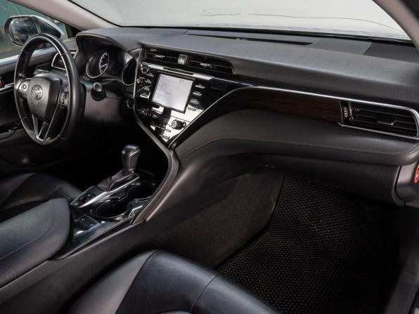 Toyota Camry VIII (XV70) с пробегом 2018 года, цена 2 499 000 рублей, 103267 км, седан, Автокод Объявления