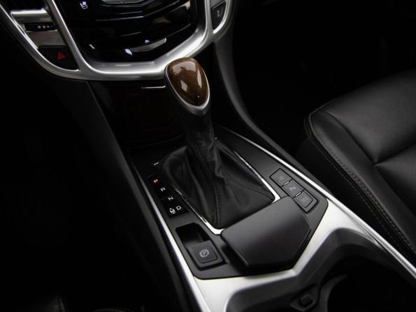 Cadillac SRX II Рестайлинг с пробегом 2013 года, цена 1 799 000 рублей, 149783 км, внедорожник, Автокод Объявления