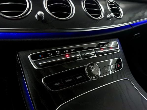 Mercedes-Benz E-Класс V (W213 S213 C238) с пробегом 2019 года, цена 3 200 000 рублей, 139012 км, седан, Автокод Объявления