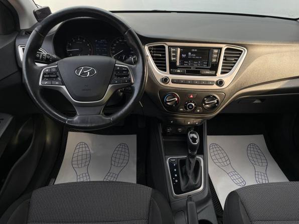 Hyundai Solaris II с пробегом 2019 года, цена 1 499 000 рублей, 74788 км, седан, Автокод Объявления