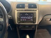 Volkswagen Polo V Рестайлинг Екатеринбург  - изображение 36
