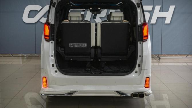 Toyota Alphard III Рестайлинг с пробегом 2018 года, цена 5 199 000 рублей, 208782 км, минивэн, Автокод Объявления