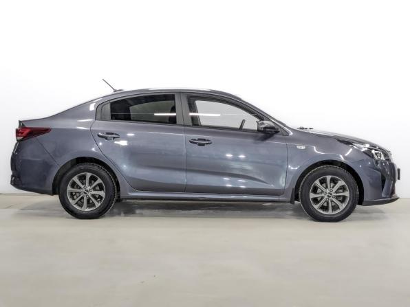 Kia Rio IV Рестайлинг с пробегом 2022 года, цена 1 950 000 рублей, 16377 км, седан, Автокод Объявления