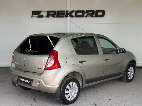 Renault Sandero I с пробегом 2012 года, цена 529 000 рублей, 128390 км, хэтчбек, Автокод Объявления