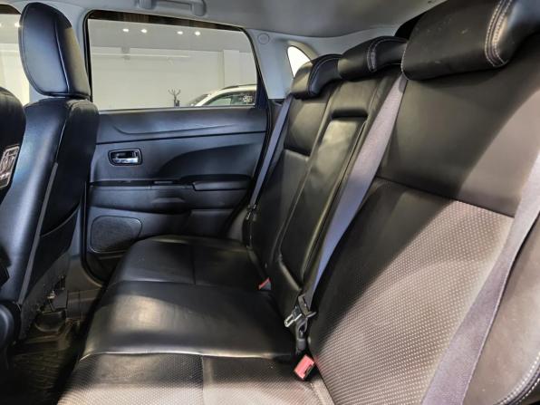 Mitsubishi ASX I с пробегом 2011 года, цена 970 000 рублей, 179446 км, внедорожник, Автокод Объявления