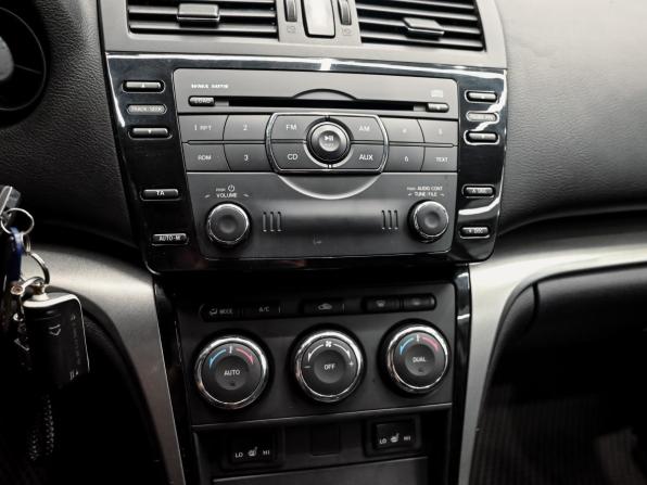 Mazda 6 II (GH) Рестайлинг с пробегом 2011 года, цена 870 000 рублей, 234661 км, лифтбек, Автокод Объявления
