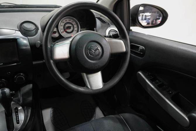 Mazda Demio III (DE) с пробегом 2008 года, цена 499 000 рублей, 261920 км, хэтчбек, Автокод Объявления