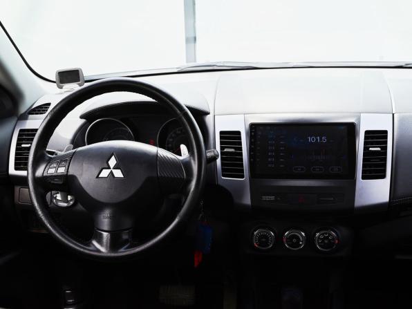 Mitsubishi Outlander II Рестайлинг с пробегом 2011 года, цена 1 215 000 рублей, 97485 км, внедорожник, Автокод Объявления