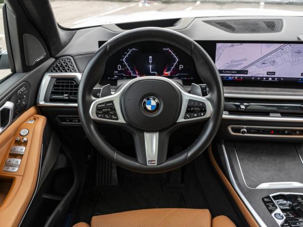 BMW X7 I (G07) Рестайлинг с пробегом 2024 года, цена 10 900 000 рублей, 14558 км, внедорожник, Автокод Объявления