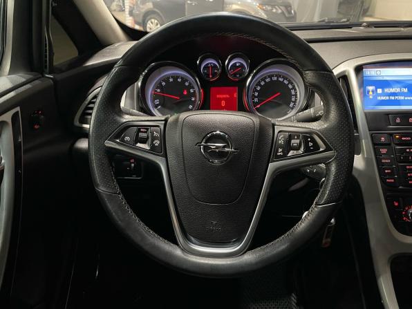 Opel Astra J Рестайлинг с пробегом 2012 года, цена 780 000 рублей, 176891 км, хэтчбек, Автокод Объявления