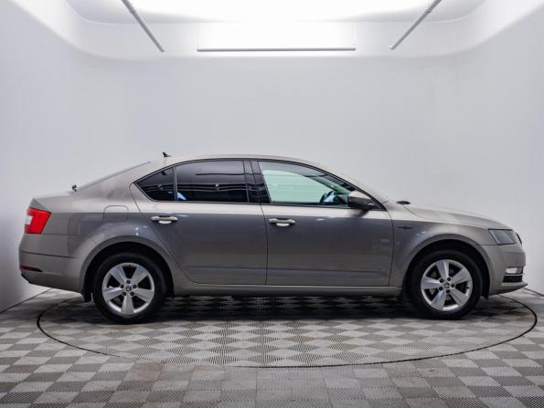 Skoda Octavia III (A7) Рестайлинг с пробегом 2020 года, цена 1 920 000 рублей, 120771 км, лифтбек, Автокод Объявления