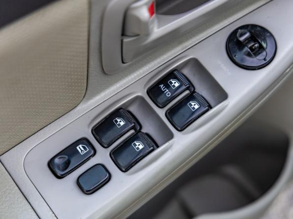 Kia Cerato I Рестайлинг с пробегом 2006 года, цена 558 000 рублей, 250169 км, седан, Автокод Объявления