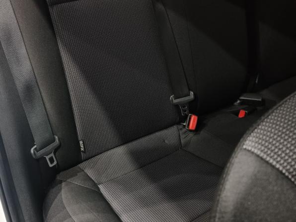 Hyundai Solaris II с пробегом 2017 года, цена 1 550 000 рублей, 61430 км, седан, Автокод Объявления