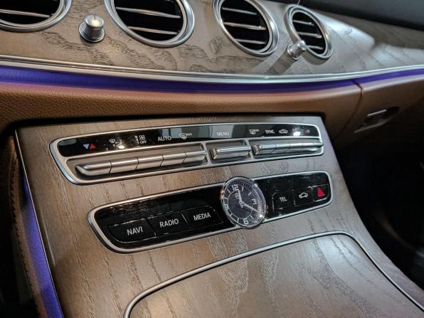 Mercedes-Benz E-Класс V (W213 S213 C238) с пробегом 2017 года, цена 3 650 000 рублей, 118399 км, седан, Автокод Объявления