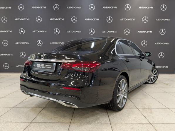 Mercedes-Benz E-Класс V (W213 S213 C238) Рестайлинг с пробегом 2021 года, цена 3 353 500 рублей, 185000 км, седан, Автокод Объявления