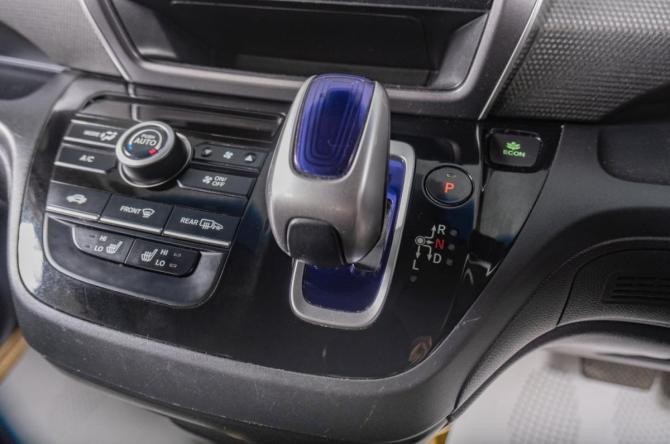 Honda Freed II с пробегом 2017 года, цена 1 439 000 рублей, 126000 км, компактвэн, Автокод Объявления