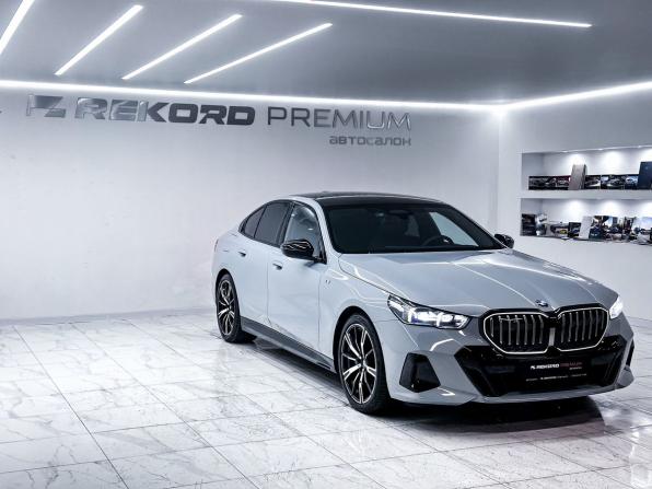BMW 5 серии VIII (G60/G61/G68) с пробегом 2025 года, цена 7 900 000 рублей, 4097 км, седан, Автокод Объявления