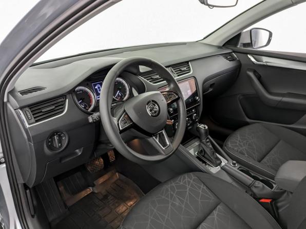 Skoda Octavia III (A7) Рестайлинг с пробегом 2019 года, цена 1 865 000 рублей, 92699 км, лифтбек, Автокод Объявления