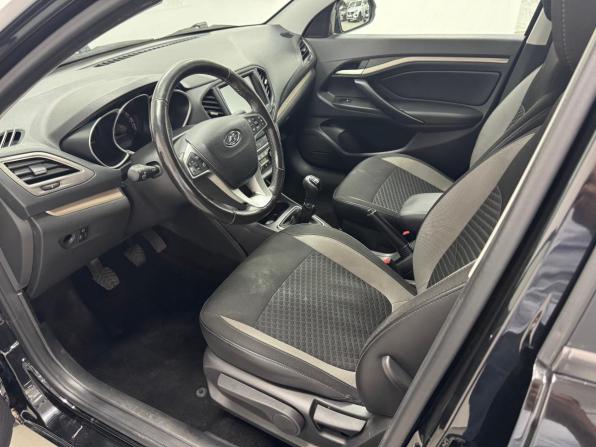 Lada (ВАЗ) Vesta I с пробегом 2022 года, цена 899 000 рублей, 62660 км, седан, Автокод Объявления