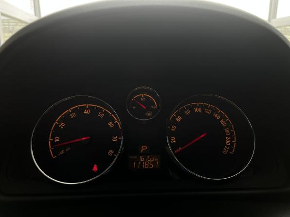 Opel Antara I Рестайлинг с пробегом 2012 года, цена 1 200 000 рублей, 112000 км, внедорожник, Автокод Объявления