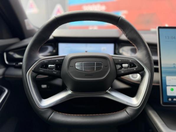 Geely Preface I с пробегом 2024 года, цена 2 740 000 рублей, 17981 км, седан, Автокод Объявления