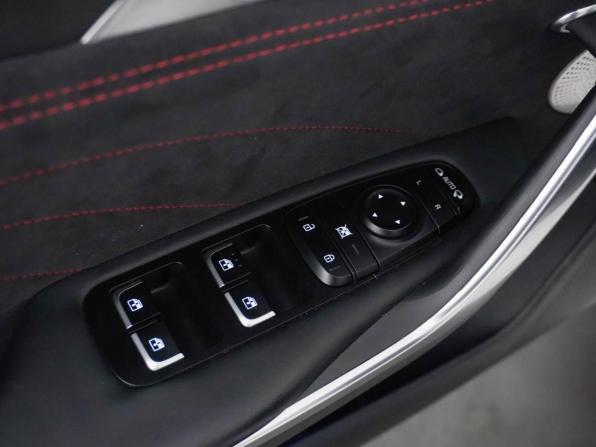Kia Stinger I Рестайлинг с пробегом 2022 года, цена 2 999 099 рублей, 45922 км, лифтбек, Автокод Объявления