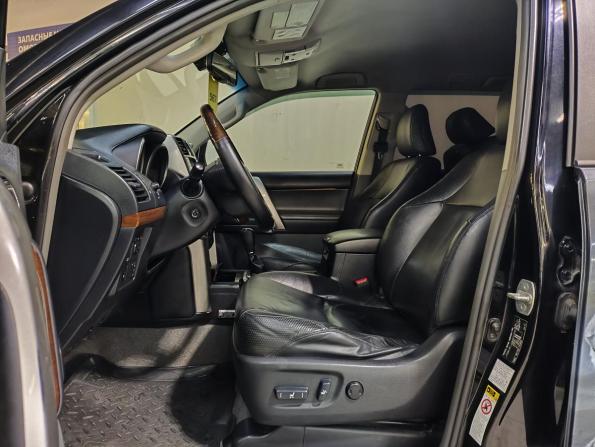 Toyota Land Cruiser Prado 150 Series с пробегом 2009 года, цена 2 190 000 рублей, 198000 км, внедорожник, Автокод Объявления