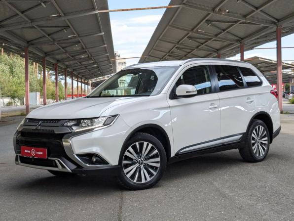 Mitsubishi Outlander III Рестайлинг 3 с пробегом 2019 года, цена 2 149 500 рублей, 125000 км, внедорожник, Автокод Объявления