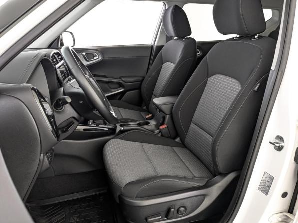 Kia Soul III с пробегом 2022 года, цена 2 499 000 рублей, 14000 км, хэтчбек, Автокод Объявления