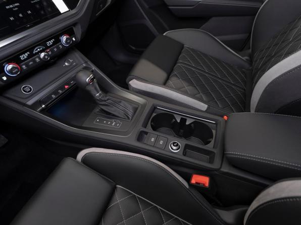 Audi Q3 II (F3) с пробегом 2026 года, цена 3 970 000 рублей, 18 км, внедорожник, Автокод Объявления