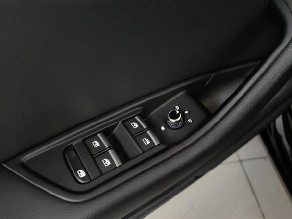 Audi A4 V (B9) с пробегом 2019 года, цена 2 599 000 рублей, 74939 км, седан, Автокод Объявления