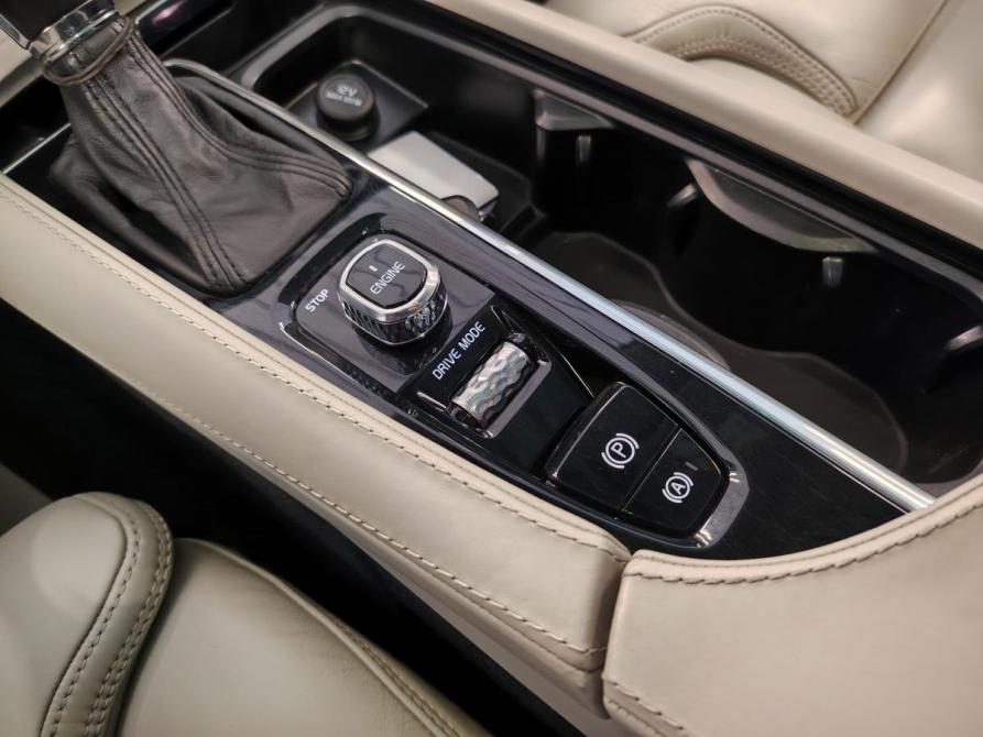 Volvo XC90 II Санкт-Петербург  - изображение 15