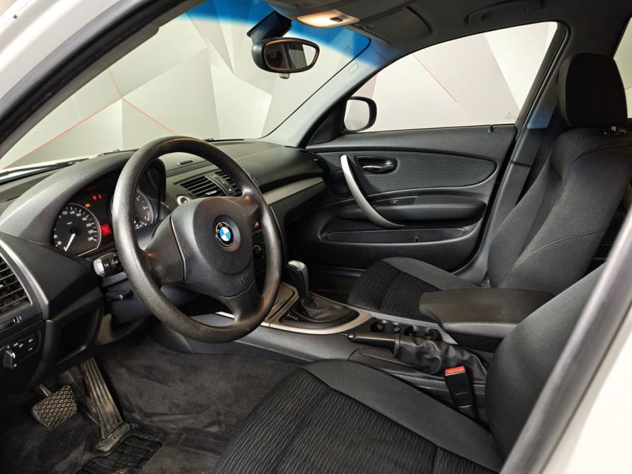 BMW 1 серии I (E81/E82/E87/E88) Рестайлинг Москва  - изображение 12