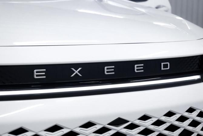 Exeed LX I Рестайлинг 2 с пробегом 2024 года, цена 2 350 000 рублей, 5301 км, внедорожник, Автокод Объявления