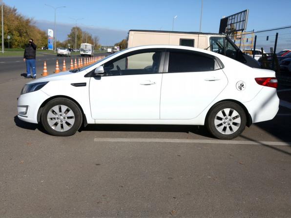 Kia Rio III с пробегом 2013 года, цена 899 000 рублей, 79000 км, седан, Автокод Объявления