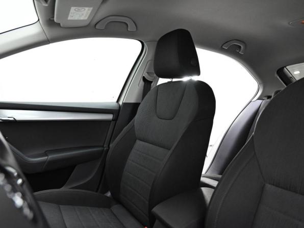Skoda Octavia III (A7) с пробегом 2017 года, цена 1 029 000 рублей, 90823 км, лифтбек, Автокод Объявления