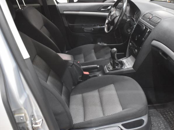 Skoda Octavia II (A5) Рестайлинг с пробегом 2012 года, цена 885 000 рублей, 161713 км, универсал, Автокод Объявления