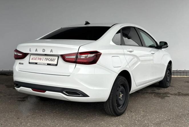 Lada (ВАЗ) Vesta I Рестайлинг (NG) с пробегом 2024 года, цена 1 265 000 рублей, 33251 км, седан, Автокод Объявления