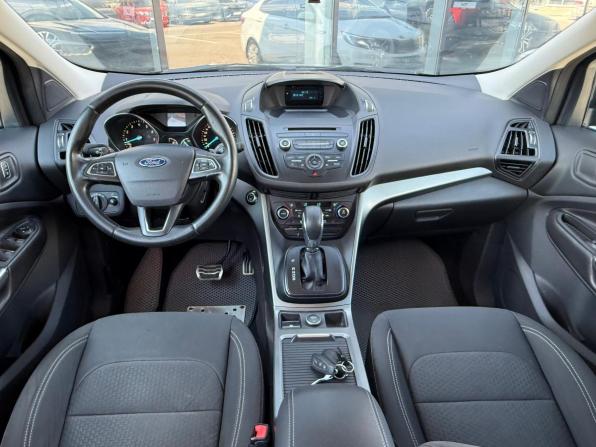 Ford Kuga II Рестайлинг с пробегом 2017 года, цена 1 510 000 рублей, 213916 км, внедорожник, Автокод Объявления