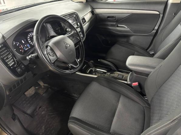 Mitsubishi Outlander III Рестайлинг 2 с пробегом 2018 года, цена 1 749 000 рублей, 119000 км, внедорожник, Автокод Объявления