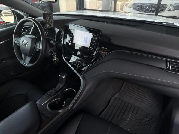 Toyota Camry VIII (XV70) Рестайлинг с пробегом 2021 года, цена 2 699 000 рублей, 41755 км, седан, Автокод Объявления