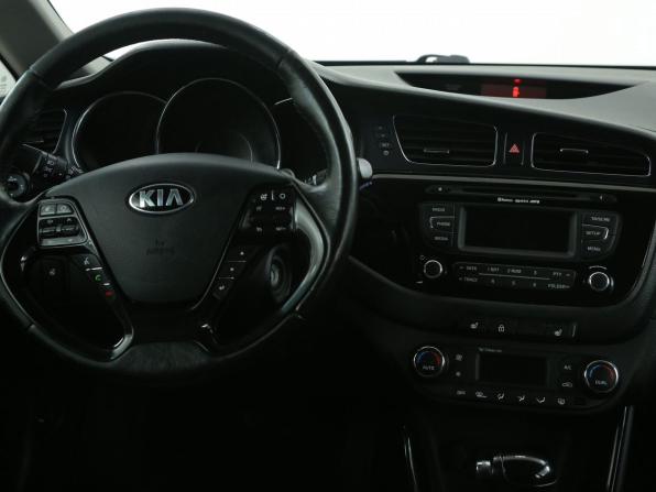 Kia Ceed II с пробегом 2012 года, цена 851 000 рублей, 244000 км, хэтчбек, Автокод Объявления