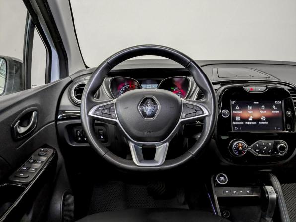 Renault Kaptur I Рестайлинг с пробегом 2021 года, цена 1 650 000 рублей, 99893 км, внедорожник, Автокод Объявления