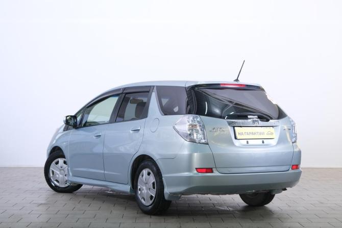 Honda Fit Shuttle I с пробегом 2012 года, цена 1 019 000 рублей, 155000 км, универсал, Автокод Объявления