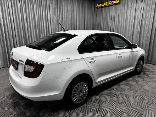 Skoda Rapid I Рестайлинг с пробегом 2018 года, цена 1 390 000 рублей, 134581 км, лифтбек, Автокод Объявления