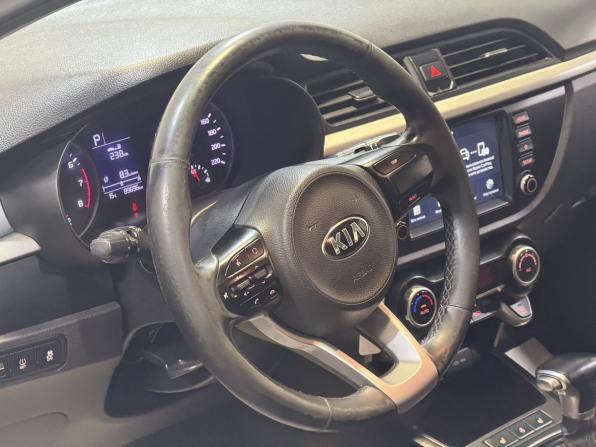 Kia Rio IV с пробегом 2018 года, цена 1 349 000 рублей, 89696 км, седан, Автокод Объявления