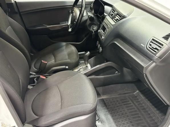 Kia Rio III Рестайлинг с пробегом 2016 года, цена 1 099 000 рублей, 88652 км, седан, Автокод Объявления