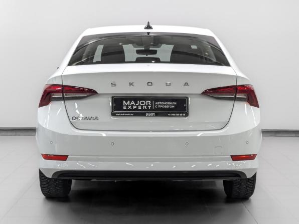 Skoda Octavia IV (A8) с пробегом 2021 года, цена 2 440 000 рублей, 52826 км, лифтбек, Автокод Объявления
