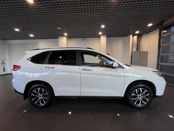 Haval M6 II с пробегом 2023 года, цена 2 000 000 рублей, 44310 км, внедорожник, Автокод Объявления